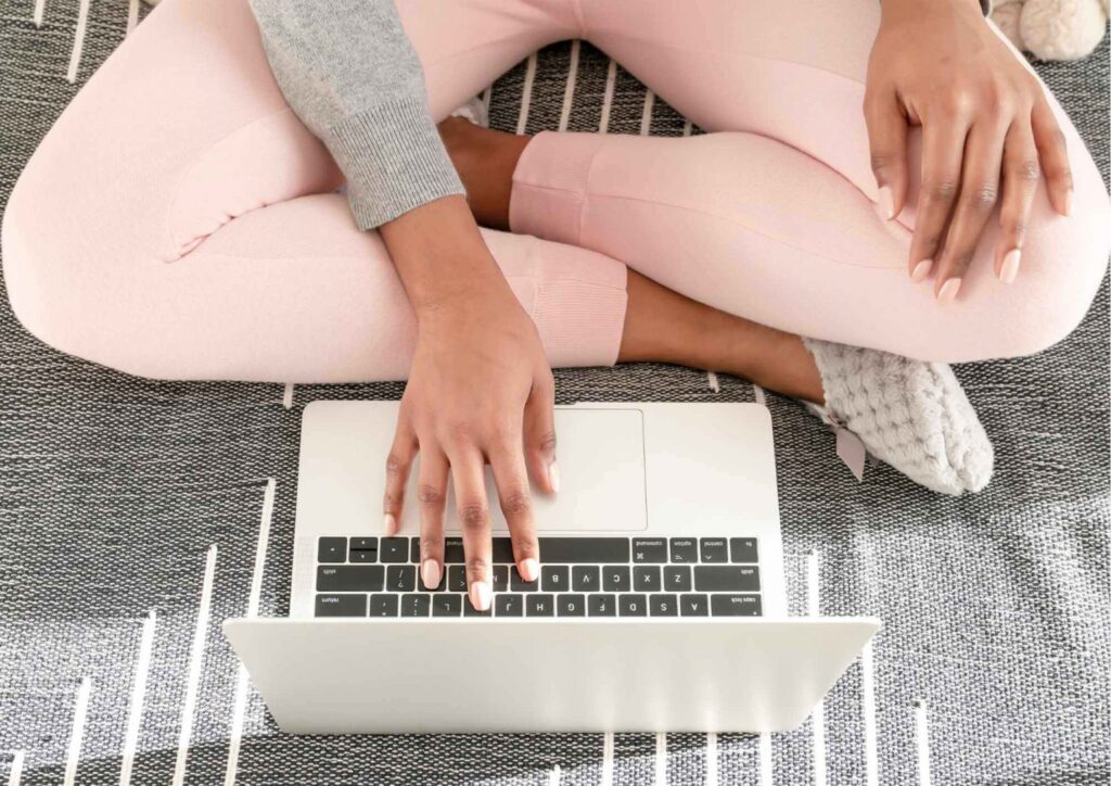 How to Start a Book Blog